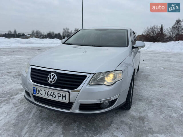 Серый Фольксваген Пассат, объемом двигателя 1.4 л и пробегом 230 тыс. км за 6800 $, фото 1 на Automoto.ua