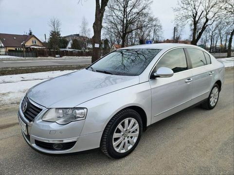 Сірий Фольксваген Пассат, об'ємом двигуна 2 л та пробігом 256 тис. км за 1850 $, фото 1 на Automoto.ua