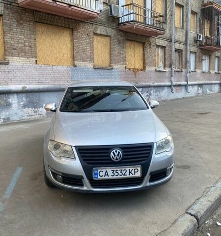 Серый Фольксваген Пассат, объемом двигателя 1.8 л и пробегом 219 тыс. км за 6200 $, фото 1 на Automoto.ua