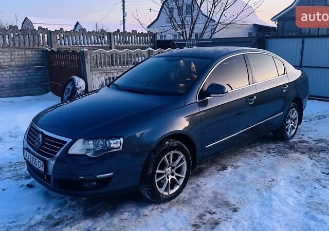 Серый Фольксваген Пассат, объемом двигателя 1.97 л и пробегом 272 тыс. км за 7100 $, фото 1 на Automoto.ua