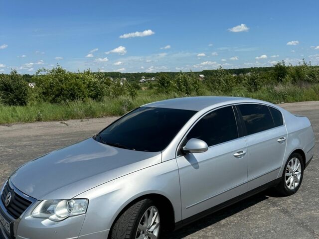 Сірий Фольксваген Пассат, об'ємом двигуна 2 л та пробігом 282 тис. км за 7900 $, фото 1 на Automoto.ua