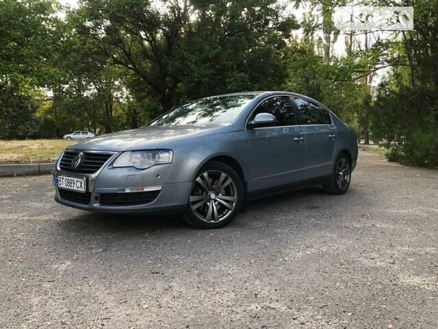 Серый Фольксваген Пассат, объемом двигателя 1.6 л и пробегом 270 тыс. км за 7100 $, фото 1 на Automoto.ua