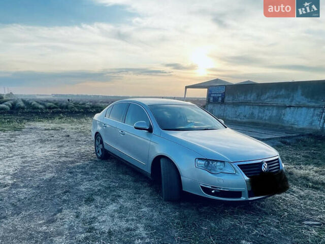 Сірий Фольксваген Пассат, об'ємом двигуна 1.8 л та пробігом 210 тис. км за 6700 $, фото 1 на Automoto.ua