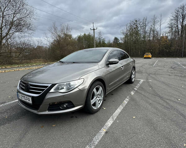 Серый Фольксваген Пассат, объемом двигателя 1.97 л и пробегом 254 тыс. км за 9300 $, фото 1 на Automoto.ua