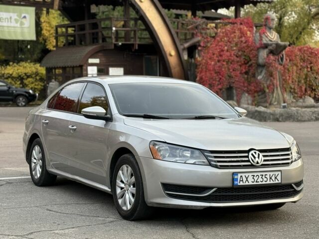 Серый Фольксваген Пассат, объемом двигателя 2.5 л и пробегом 220 тыс. км за 7500 $, фото 1 на Automoto.ua