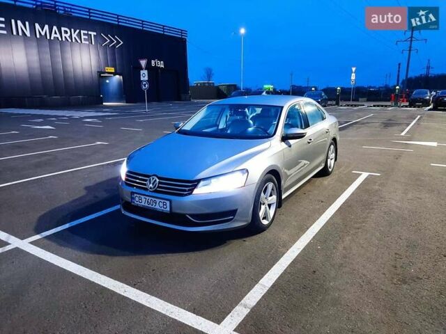 Серый Фольксваген Пассат, объемом двигателя 2.48 л и пробегом 169 тыс. км за 9900 $, фото 1 на Automoto.ua