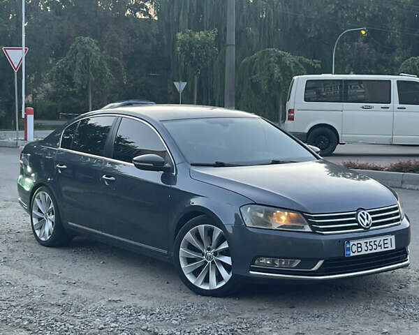 Сірий Фольксваген Пассат, об'ємом двигуна 1.8 л та пробігом 182 тис. км за 11800 $, фото 1 на Automoto.ua