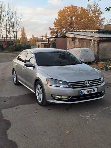 Фольксваген Пассат 2011 в Николаеве на Automoto.ua Серый Фольксваген Пассат, объемом двигателя 2.5 л и пробегом 202 тыс. км за 10000 $, фото 1 на Automoto.ua