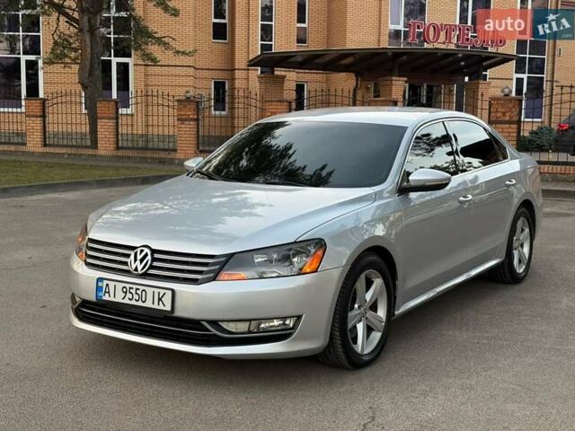 Серый Фольксваген Пассат, объемом двигателя 2.5 л и пробегом 250 тыс. км за 9200 $, фото 1 на Automoto.ua