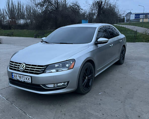 Серый Фольксваген Пассат, объемом двигателя 1.97 л и пробегом 214 тыс. км за 12000 $, фото 1 на Automoto.ua