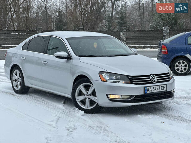 Серый Фольксваген Пассат, объемом двигателя 2.48 л и пробегом 207 тыс. км за 8950 $, фото 1 на Automoto.ua