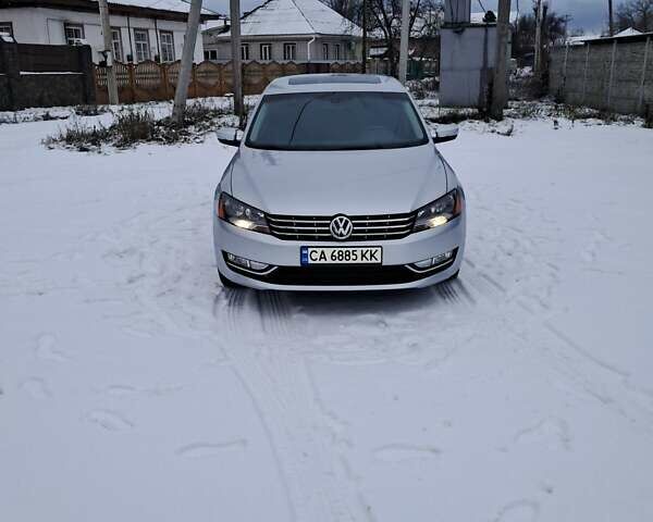 Серый Фольксваген Пассат, объемом двигателя 2.5 л и пробегом 76 тыс. км за 12300 $, фото 1 на Automoto.ua