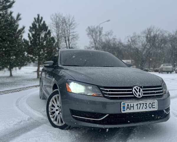 Серый Фольксваген Пассат, объемом двигателя 2.48 л и пробегом 220 тыс. км за 10500 $, фото 1 на Automoto.ua