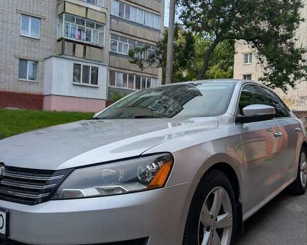 Серый Фольксваген Пассат, объемом двигателя 2.5 л и пробегом 238 тыс. км за 9800 $, фото 1 на Automoto.ua