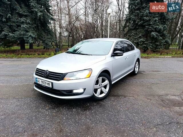 Серый Фольксваген Пассат, объемом двигателя 2.5 л и пробегом 265 тыс. км за 9850 $, фото 1 на Automoto.ua