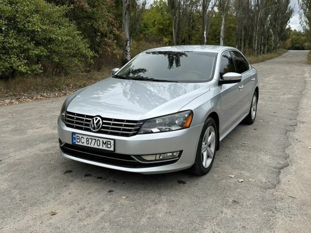 Серый Фольксваген Пассат, объемом двигателя 2.5 л и пробегом 190 тыс. км за 10500 $, фото 1 на Automoto.ua