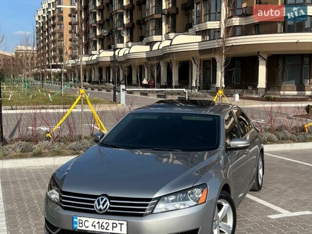 Серый Фольксваген Пассат, объемом двигателя 2.5 л и пробегом 156 тыс. км за 10400 $, фото 1 на Automoto.ua