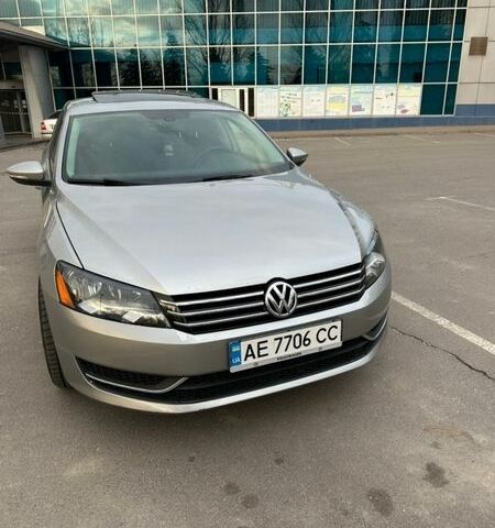 Серый Фольксваген Пассат, объемом двигателя 2.48 л и пробегом 279 тыс. км за 9800 $, фото 1 на Automoto.ua