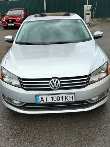 Серый Фольксваген Пассат, объемом двигателя 2.5 л и пробегом 176 тыс. км за 10700 $, фото 1 на Automoto.ua