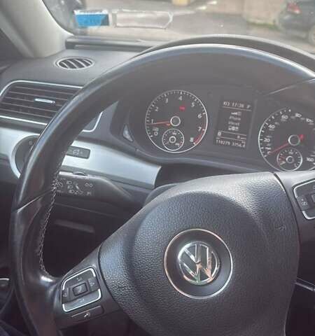 Сірий Фольксваген Пассат, об'ємом двигуна 2.5 л та пробігом 112 тис. км за 10499 $, фото 1 на Automoto.ua