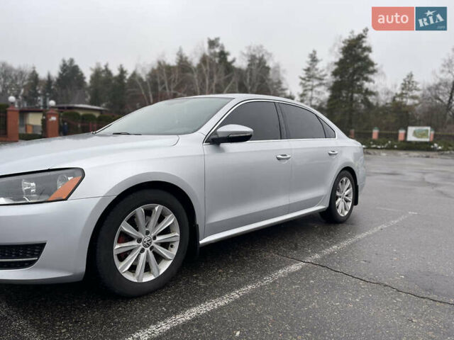 Серый Фольксваген Пассат, объемом двигателя 2.48 л и пробегом 230 тыс. км за 8900 $, фото 1 на Automoto.ua