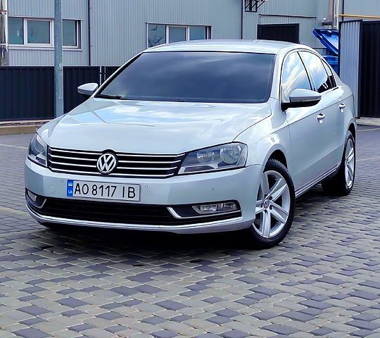 Серый Фольксваген Пассат, объемом двигателя 2 л и пробегом 213 тыс. км за 9699 $, фото 1 на Automoto.ua