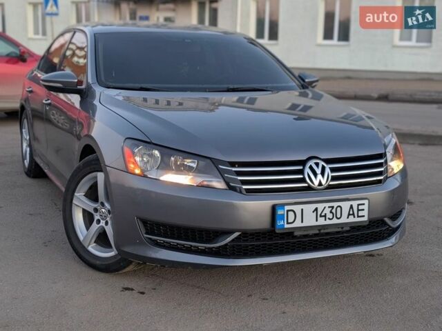 Серый Фольксваген Пассат, объемом двигателя 2.48 л и пробегом 160 тыс. км за 8500 $, фото 1 на Automoto.ua