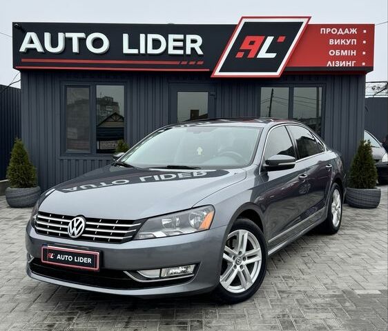 Серый Фольксваген Пассат, объемом двигателя 2 л и пробегом 230 тыс. км за 11900 $, фото 1 на Automoto.ua