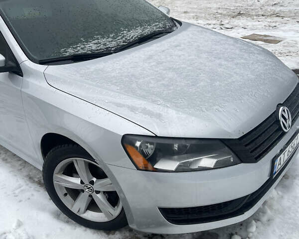 Серый Фольксваген Пассат, объемом двигателя 2.48 л и пробегом 343 тыс. км за 9800 $, фото 1 на Automoto.ua