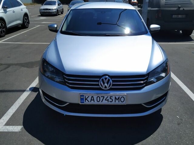 Сірий Фольксваген Пассат, об'ємом двигуна 2.5 л та пробігом 232 тис. км за 11000 $, фото 1 на Automoto.ua