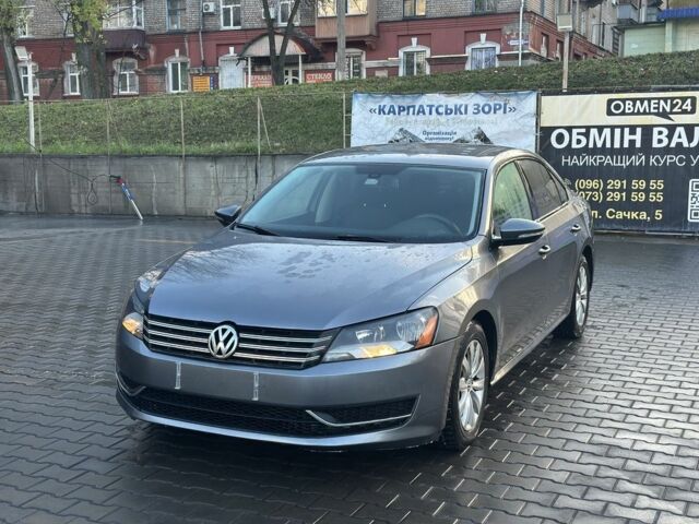 Серый Фольксваген Пассат, объемом двигателя 2.5 л и пробегом 180 тыс. км за 8700 $, фото 1 на Automoto.ua
