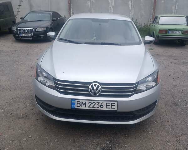 Серый Фольксваген Пассат, объемом двигателя 2.48 л и пробегом 186 тыс. км за 9700 $, фото 1 на Automoto.ua