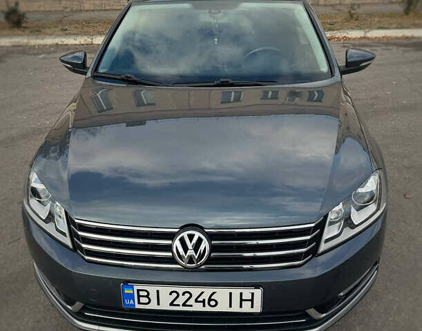 Серый Фольксваген Пассат, объемом двигателя 1.8 л и пробегом 154 тыс. км за 11500 $, фото 1 на Automoto.ua
