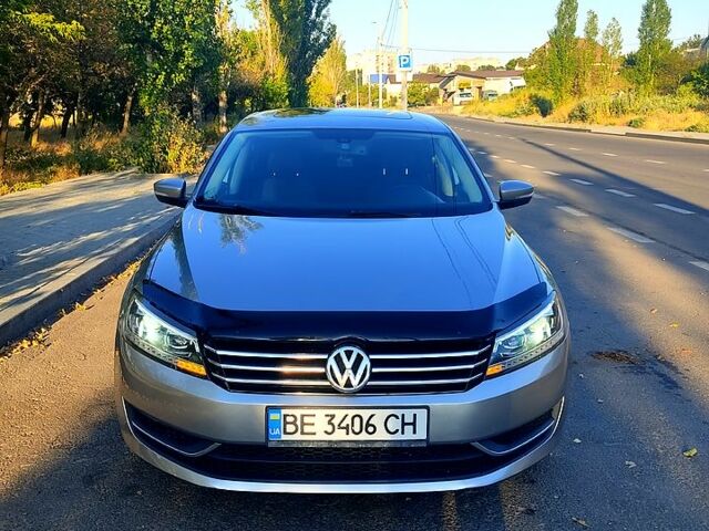 Серый Фольксваген Пассат, объемом двигателя 2.5 л и пробегом 254 тыс. км за 9300 $, фото 1 на Automoto.ua