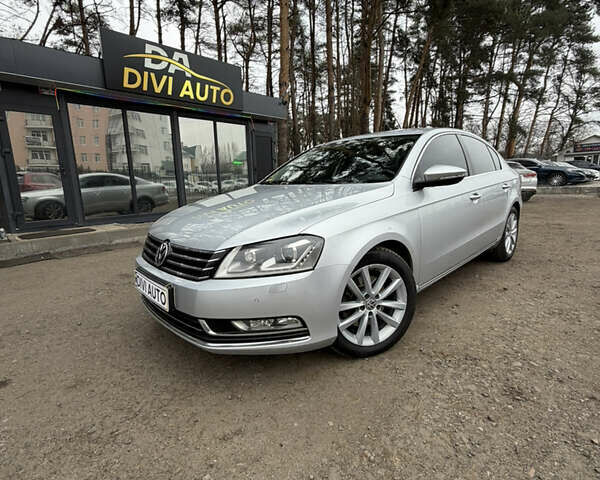 Серый Фольксваген Пассат, объемом двигателя 1.97 л и пробегом 261 тыс. км за 11695 $, фото 1 на Automoto.ua