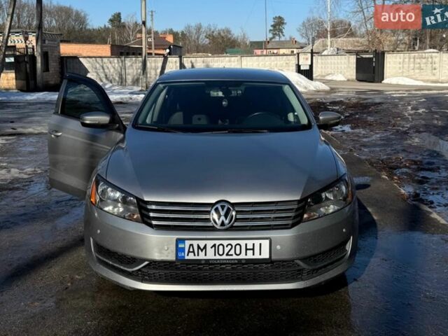 Сірий Фольксваген Пассат, об'ємом двигуна 2.5 л та пробігом 238 тис. км за 10500 $, фото 1 на Automoto.ua