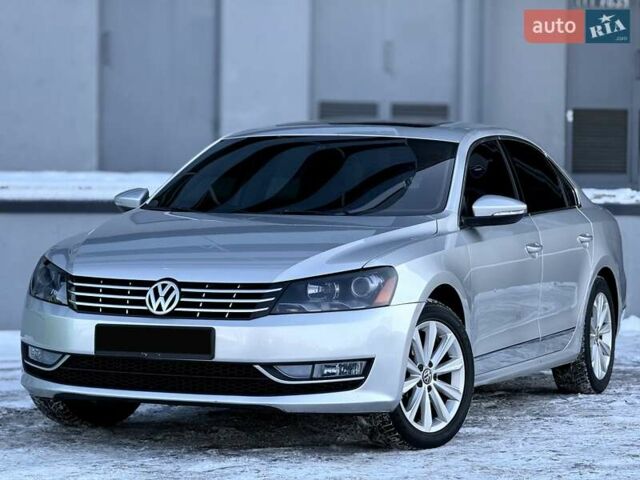Серый Фольксваген Пассат, объемом двигателя 2.5 л и пробегом 248 тыс. км за 10900 $, фото 1 на Automoto.ua