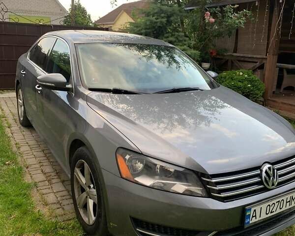 Серый Фольксваген Пассат, объемом двигателя 2.48 л и пробегом 178 тыс. км за 10000 $, фото 1 на Automoto.ua