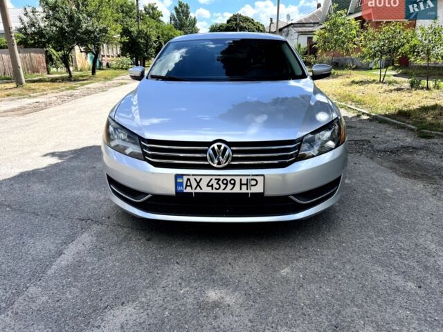 Сірий Фольксваген Пассат, об'ємом двигуна 2.5 л та пробігом 211 тис. км за 12000 $, фото 1 на Automoto.ua