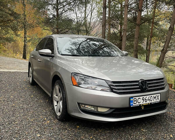 Серый Фольксваген Пассат, объемом двигателя 2.5 л и пробегом 228 тыс. км за 11099 $, фото 1 на Automoto.ua