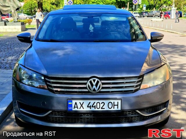 Серый Фольксваген Пассат, объемом двигателя 2.5 л и пробегом 330 тыс. км за 9500 $, фото 1 на Automoto.ua