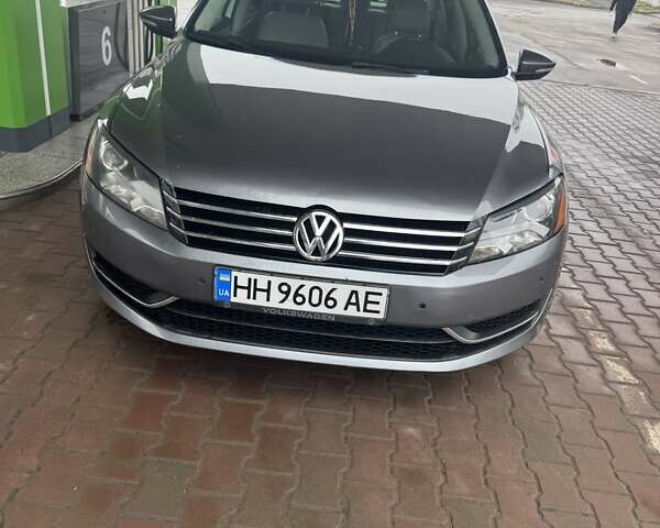 Серый Фольксваген Пассат, объемом двигателя 1.97 л и пробегом 260 тыс. км за 10500 $, фото 1 на Automoto.ua