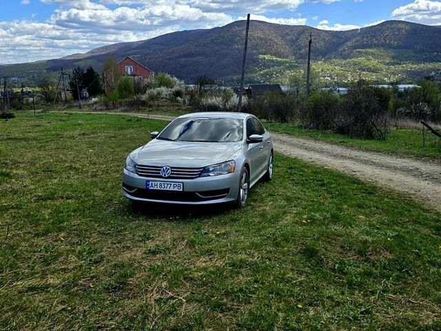 Серый Фольксваген Пассат, объемом двигателя 2.5 л и пробегом 252 тыс. км за 9500 $, фото 1 на Automoto.ua