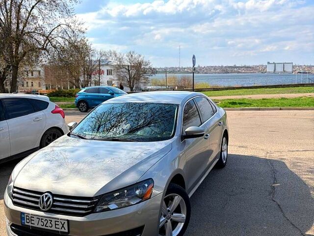 Сірий Фольксваген Пассат, об'ємом двигуна 2.5 л та пробігом 182 тис. км за 10600 $, фото 1 на Automoto.ua