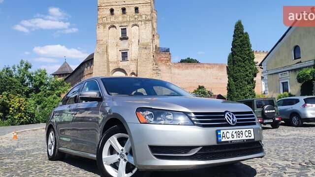 Серый Фольксваген Пассат, объемом двигателя 2.5 л и пробегом 251 тыс. км за 10999 $, фото 1 на Automoto.ua