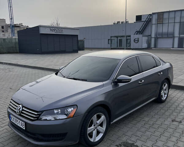 Серый Фольксваген Пассат, объемом двигателя 2.48 л и пробегом 178 тыс. км за 8950 $, фото 1 на Automoto.ua
