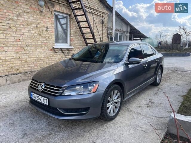 Сірий Фольксваген Пассат, об'ємом двигуна 2.5 л та пробігом 290 тис. км за 10000 $, фото 1 на Automoto.ua