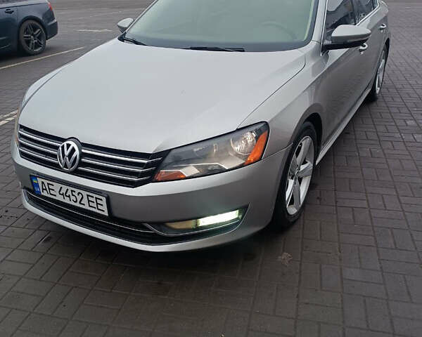 Серый Фольксваген Пассат, объемом двигателя 2.48 л и пробегом 197 тыс. км за 9999 $, фото 1 на Automoto.ua