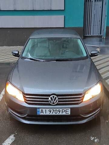 Серый Фольксваген Пассат, объемом двигателя 2.48 л и пробегом 152 тыс. км за 11500 $, фото 1 на Automoto.ua