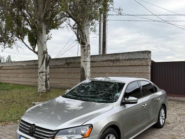 Серый Фольксваген Пассат, объемом двигателя 2.5 л и пробегом 190 тыс. км за 4900 $, фото 1 на Automoto.ua